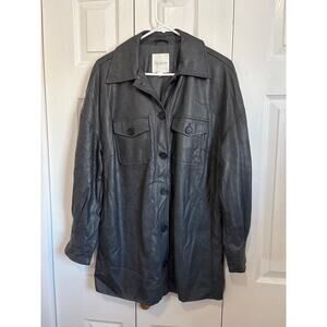 Avec les Filles Black/Gray Button-Front Faux Leather Shacket Size XS
